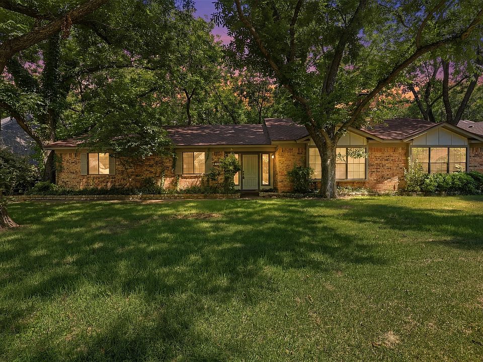 1st image of 8708 S Monticello Cir