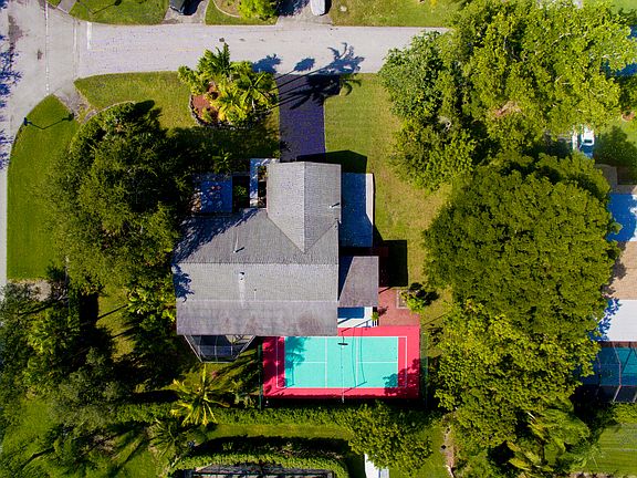4th image of 8620 SW 179th St