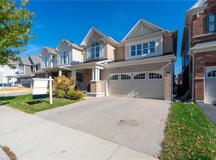 335 Falling Green Cres, Kitchener, ON N2R0G4