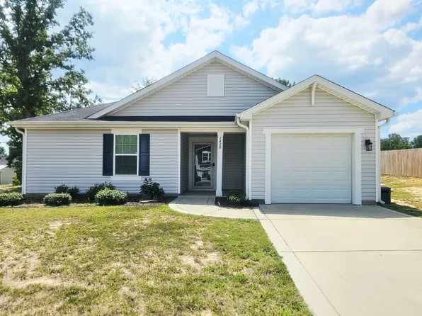 1420 Demila Dr, Fayetteville, NC 28314