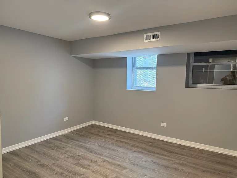 2213 S Christiana Ave #G — Photo 6