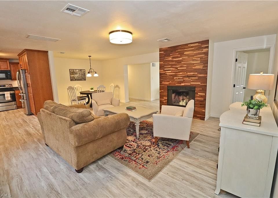 1st image of 5089 Greenbriar Dr