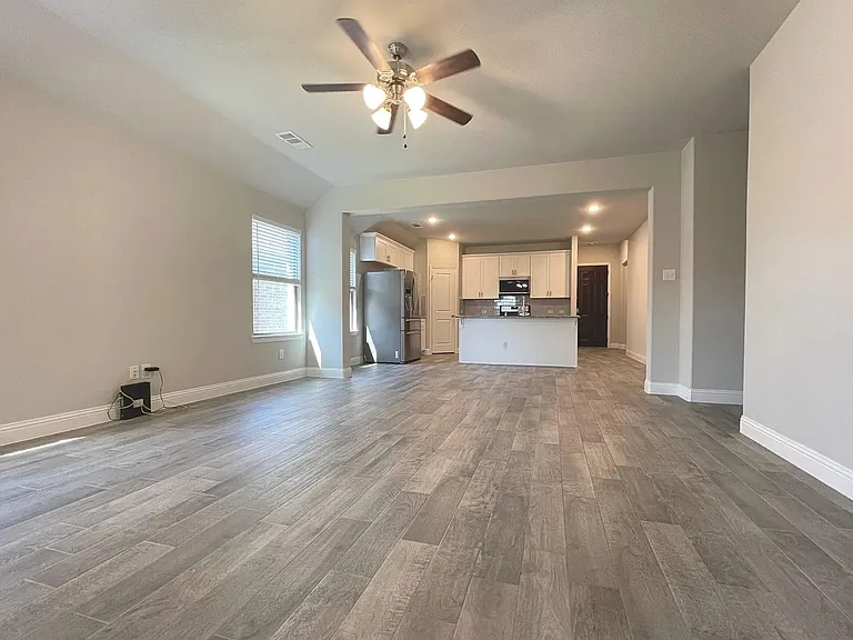 1540 Charismatic Ct — Photo 2