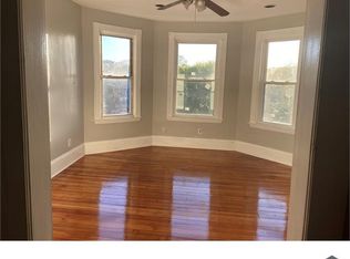 424 Hyde Park Ave #3, Roslindale, MA 02131