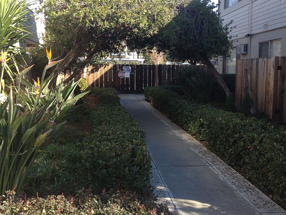 2nd image of 1530 Adelaide St APT 1