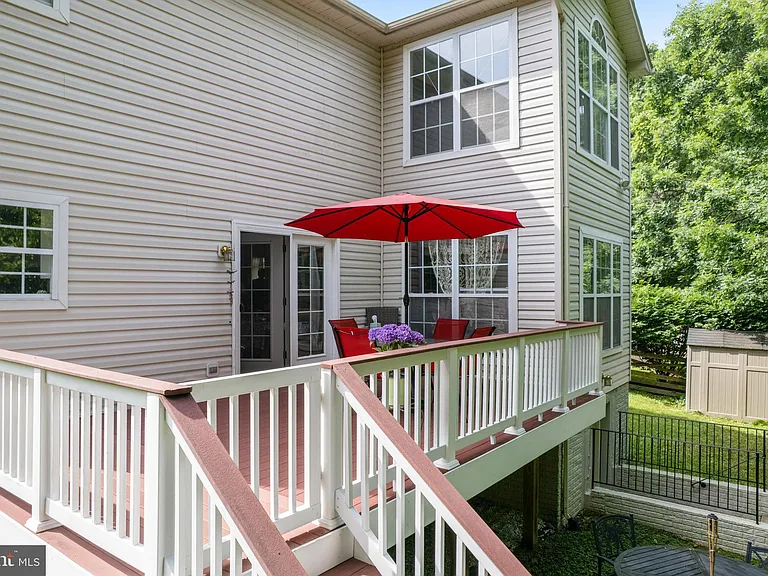 21355 Fernbrook Ct — Photo 10