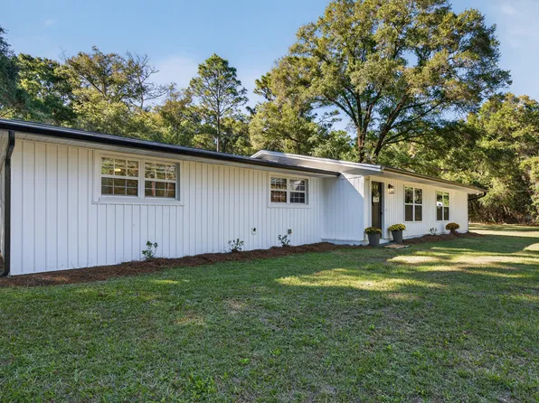 4734 Hay Barn Rd, Holt, FL 32564