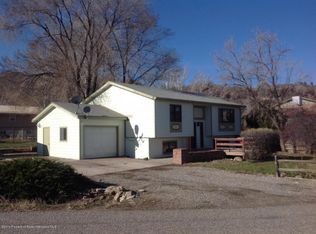 296 Village Dr, Rifle, CO 81650