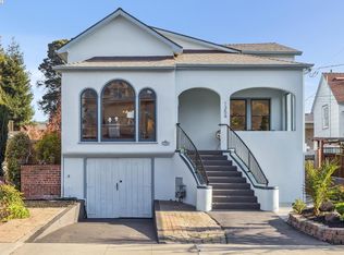 1354 Regent St, Alameda, CA 94501