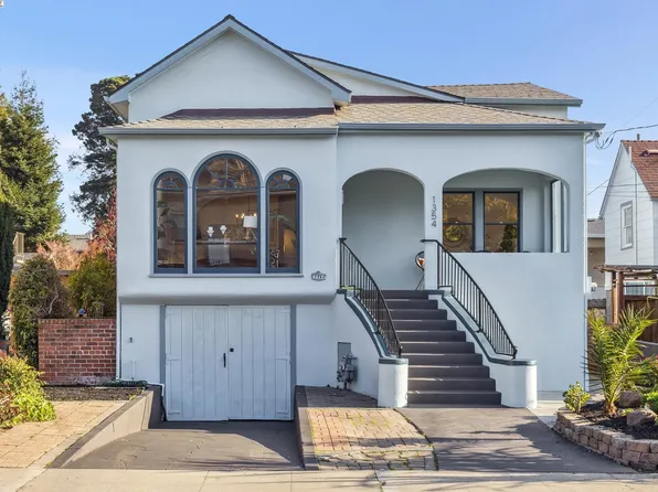 1354 Regent St, Alameda, CA 94501