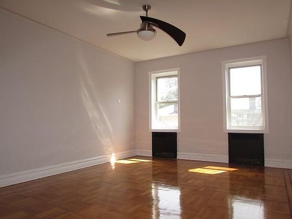 2nd image of 2709 Ocean Ave APT B9