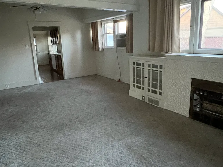 141 Avenue E — Photo 26