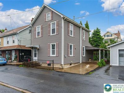 1137 Railroad St, Catasauqua, PA, 18032