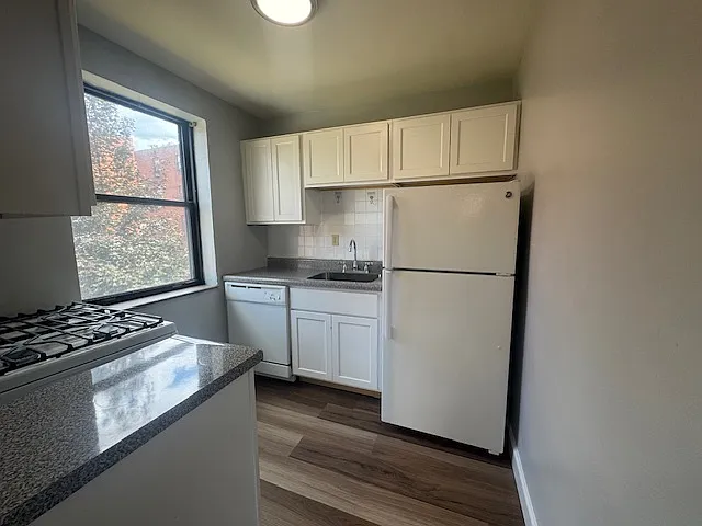 Royal Gardens Apartments — Photo 62