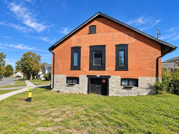 49 Albion St, Belleville, ON K8N 3R7