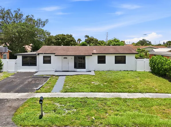 1060 SW 5th Ter, Deerfield Beach, FL 33441