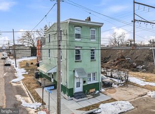 530 Penn St, Chester, PA 19013