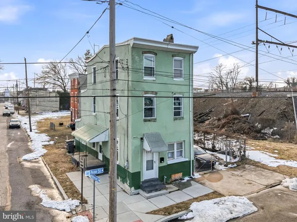 530 Penn St, Chester, PA 19013