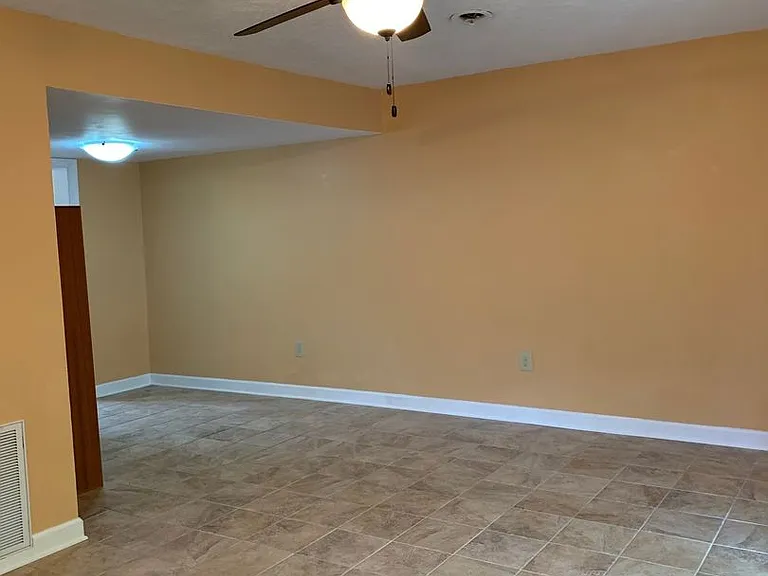 336 Loudon Rd — Photo 12