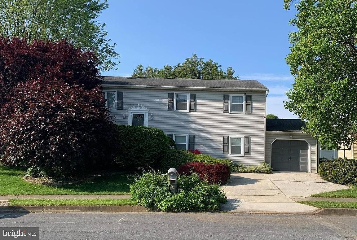 4 Kingswood Dr, Mechanicsburg, PA 17055 Zillow