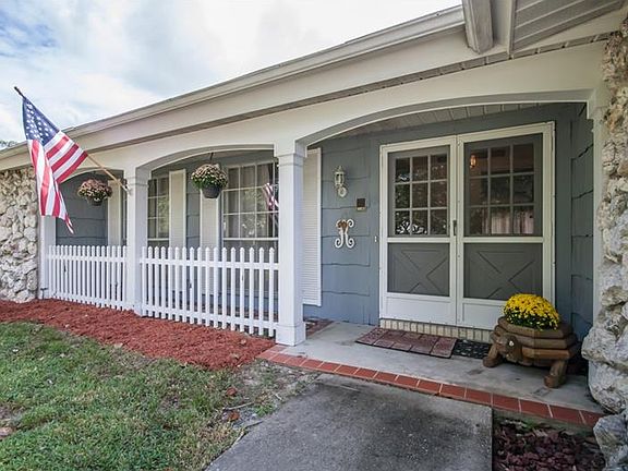 2nd image of 8512 Forest Glade Dr