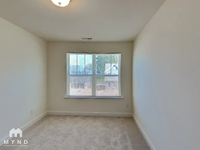 1546 Cedar Tree Dr — Photo 15