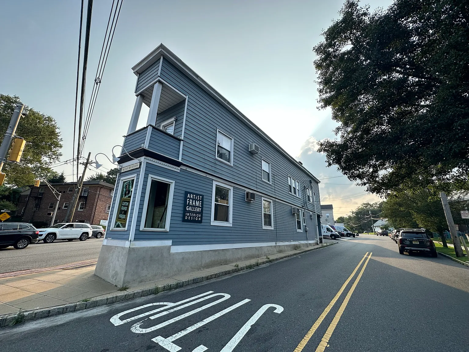 1 bed, 985 sqft, $2,375 — Photo 2
