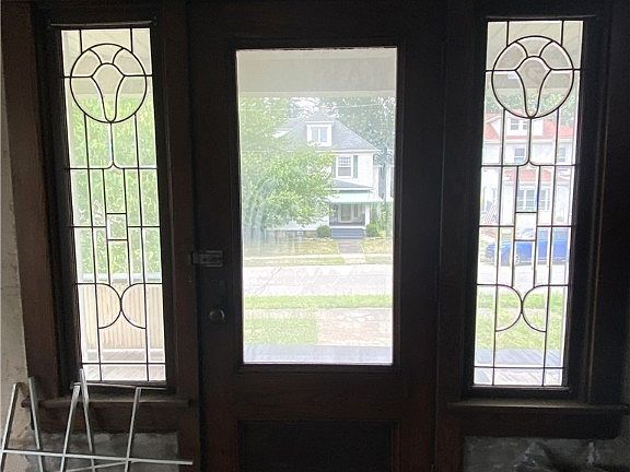 2nd image of 237 Alice St
