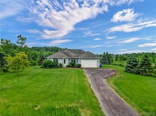 4870 Mapleton Rd, Lockport, NY 14094