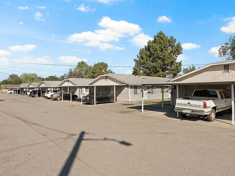 3102 E Jackson Ave — Photo 30