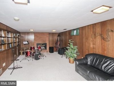 5502 Regis Trl NE, Fridley, MN, 55432