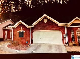 4522 Cades Cove Dr, Gardendale, AL 35071