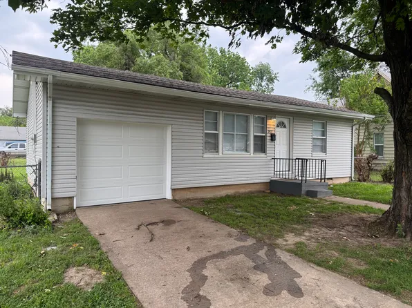 2427 W Olive St, Springfield, MO 65802