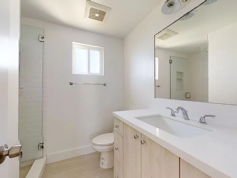 Brand New 2-Bedroom / 2-Bath on the Avenues in Redondo Beach! — Photo 9