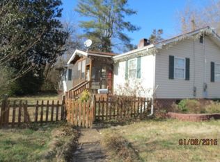 236 Vermont Ave, Oak Ridge, TN 37830