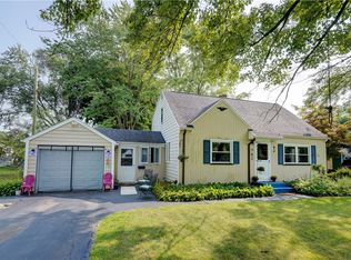 9 Lynda Ln, Rochester, NY 14624