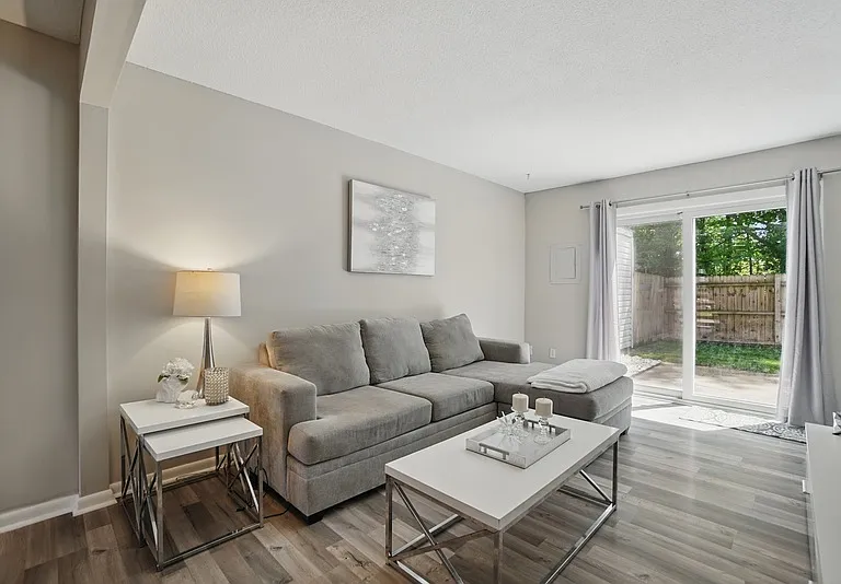 5009 Ashforth Ct — Photo 5