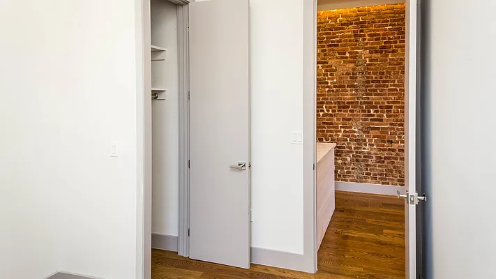Rented by Nooklyn NYC LLC | media 23