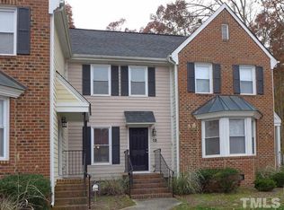 15 Forest Gln, Chapel Hill, NC 27517