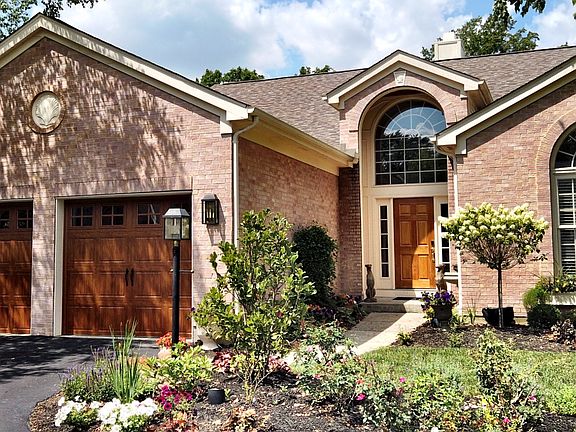 2nd image of 6515 Foxchase Ln