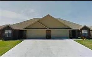 1102 SW Quartz Rd #1