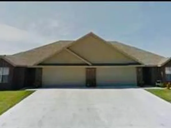 1102 SW Quartz Rd #1, Bentonville, AR 72712