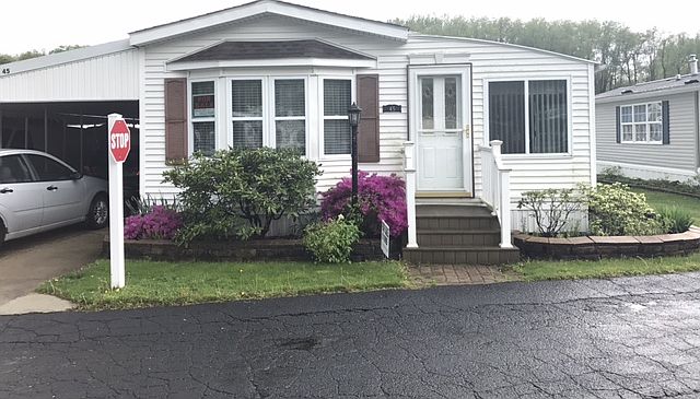 1st image of 45 Wilpark Dr