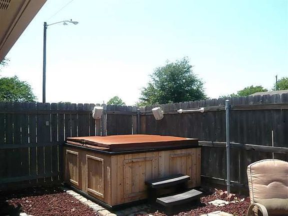2nd image of 1300 Chapel Hill Dr
