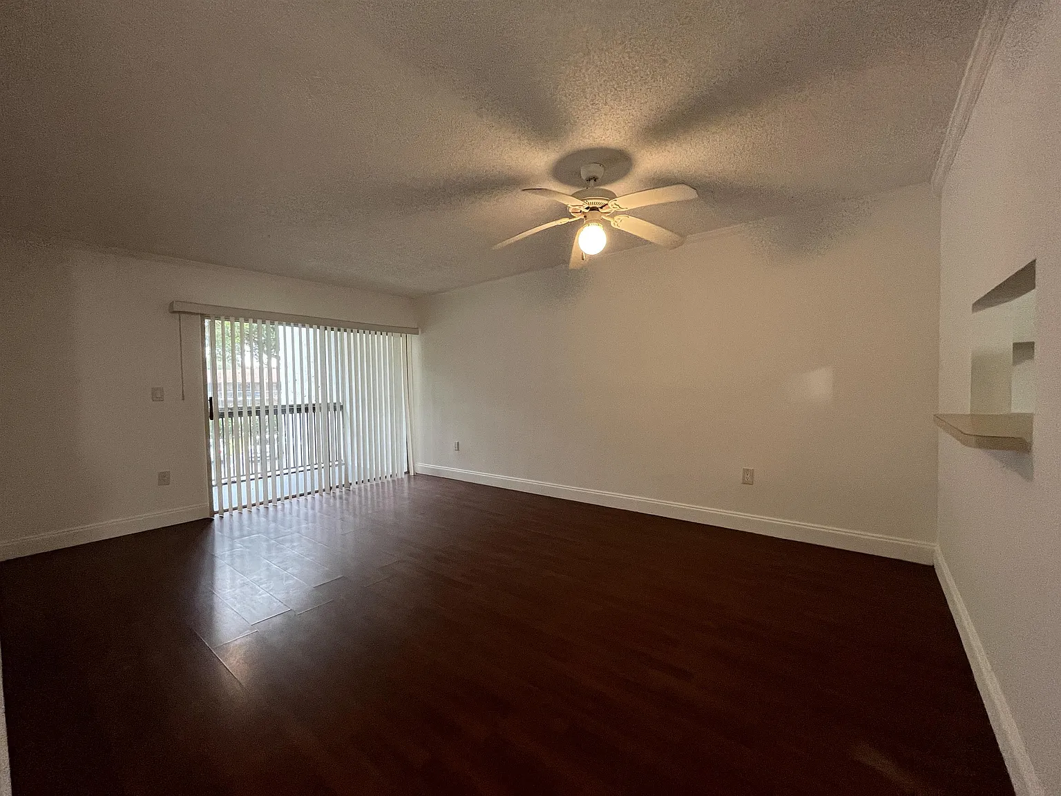 Belasera At Pine Island 701 #202 (Frabenja Llc) Send Multiple Vendors - 469 — Photo 2