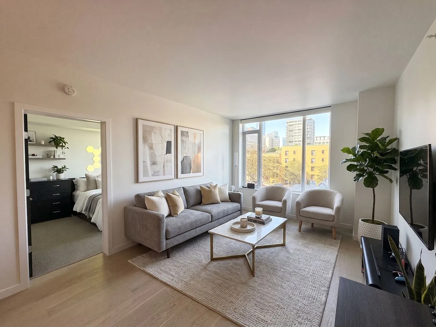 Luma 1 Bedroom Apartment for Rent in First Hill Seattle | 847 Sq. Ft., A/C, Parking, Storage & In... — Photo 2