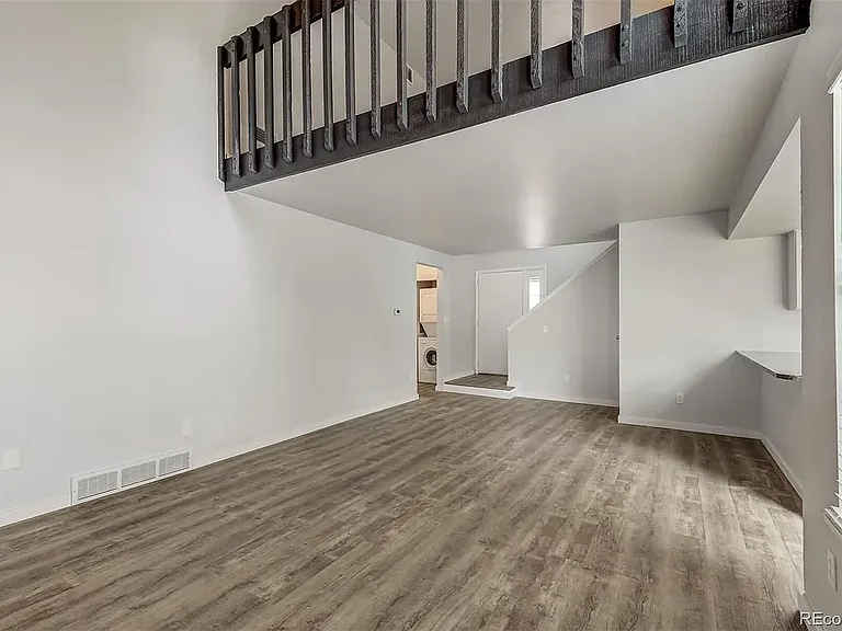 2665 S Xanadu Way #D — Photo 7