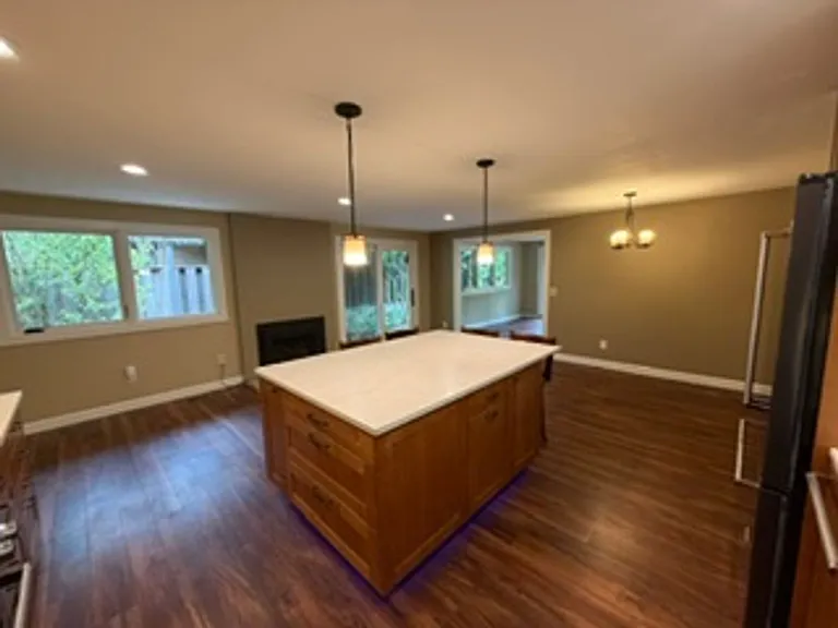 4400 Chapman Way — Photo 8