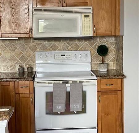 2nd image of 1600 SE 15th St APT 509
