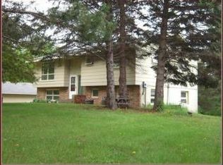 326 Casperson Dr, Hudson, WI 54016